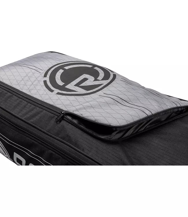 Radar Team Wheelie Ski Bag wheels detail — heavy-duty skateboard wheels for rough surfaces and gravel