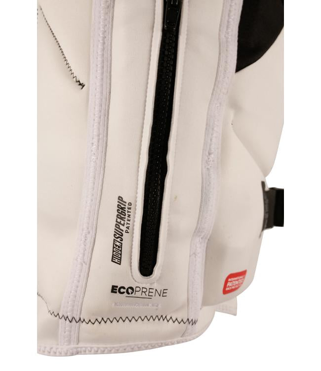 Jetpilot RX Vault Protech Black/Blue Mens Life Vest detail of zip and chest rib reinforcement