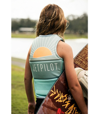 View image 6 of 9