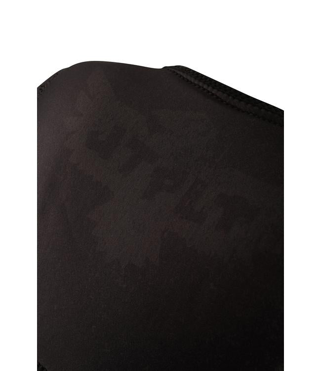 Jetpilot Raph X1 Black Mens Life Vest detail of zip closure and panel articulation