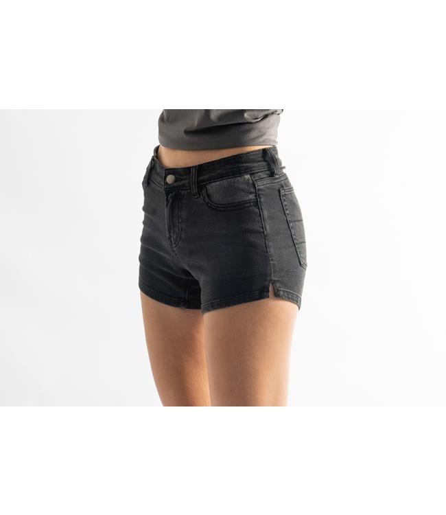 Follow Pharaoh Ladies Ride Shorts (2024)