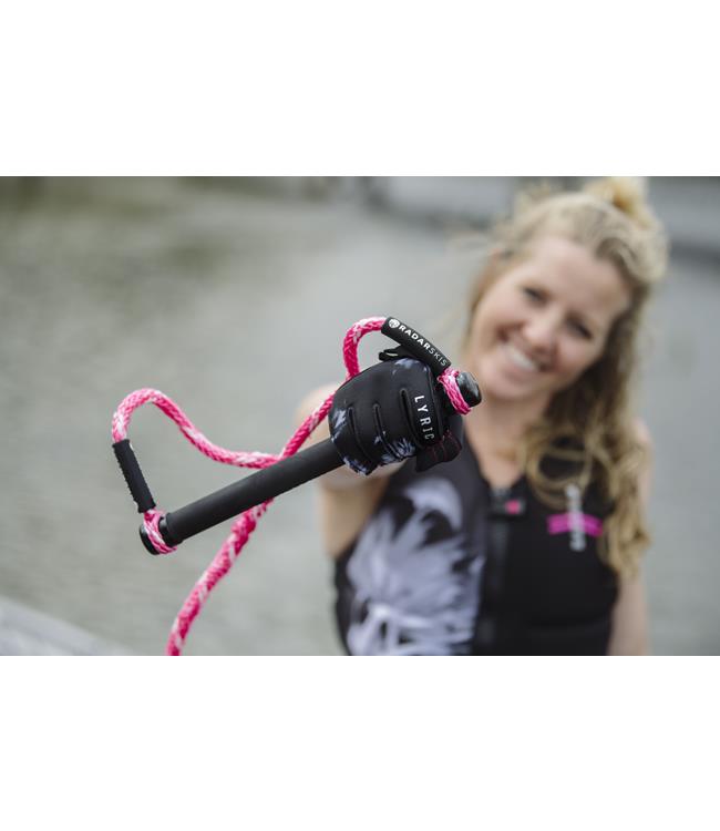 Radar Vapor Womens Slalom Handle - alternate on-water action shot with the womens slalom handle