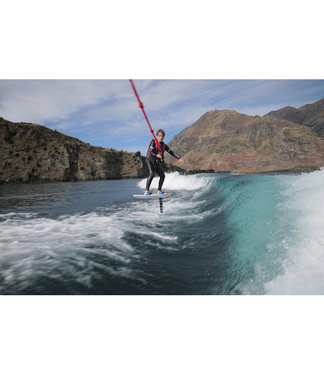 Armstrong MMCP 900 foil in action on water