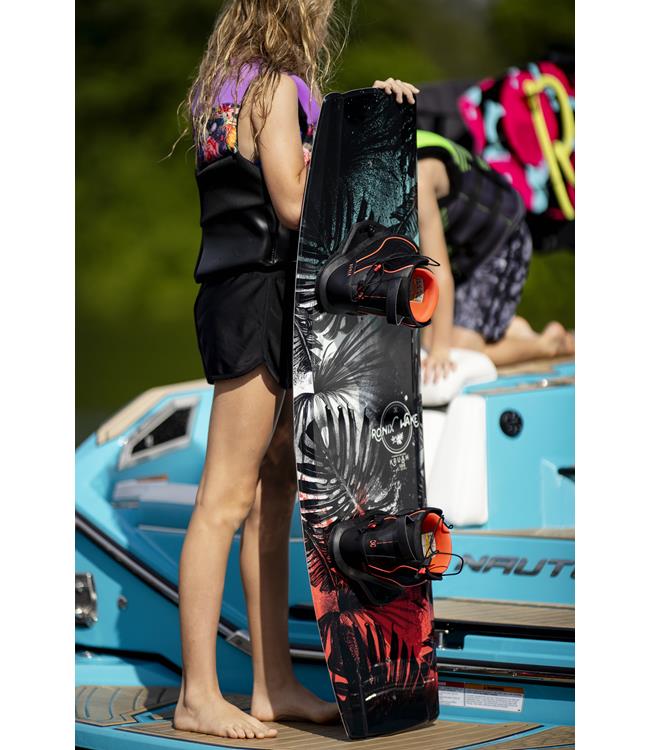 Ronix Junior Krush Wakeboard with Luxe Boots (2022) - Waterskiers World
