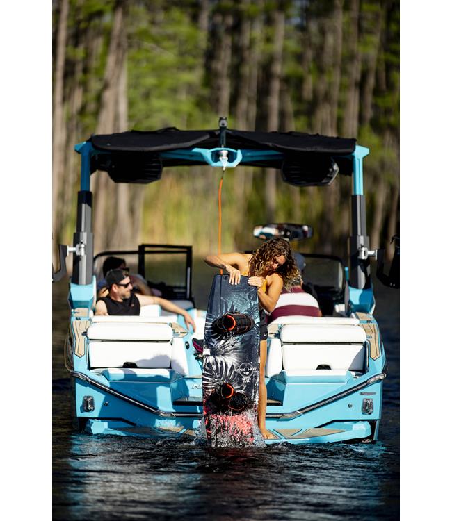 Ronix Krush Wakeboard with Luxe Boots (2022) - Waterskiers World