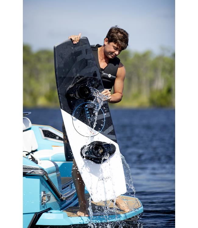 Ronix Vault Wakeboard with Divide Boots (2022) - Waterskiers World